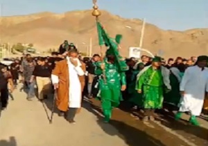 حرکت کاروان نمادین کربلا در روستای شعبجره + فیلم