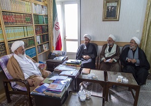 استکبار به دنبال گرفتن دو فرهنگ حسینی و مهدوی از شیعیان است