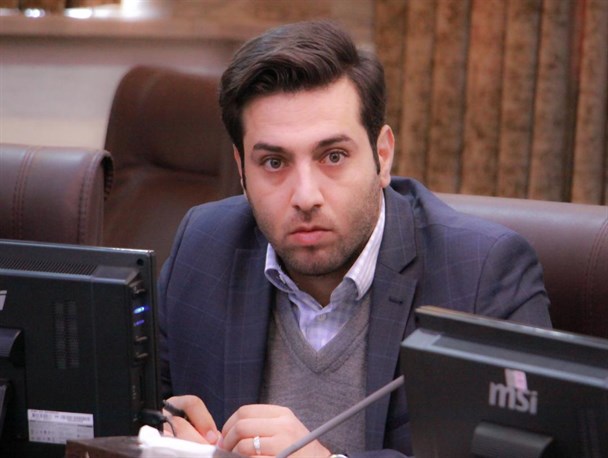 وجود فساد در مدیریت شهری دلیل حذف مدیران سالم
