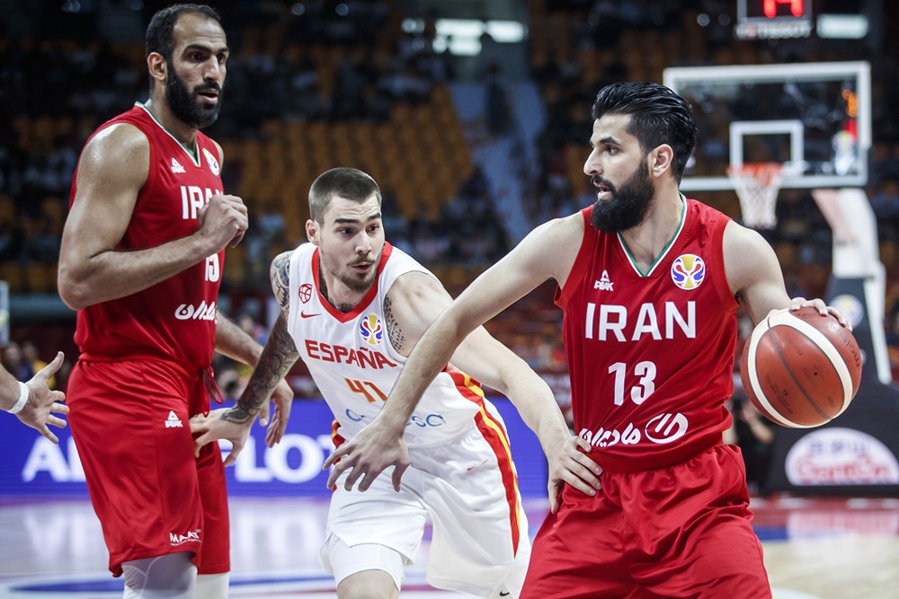 تیم ملی بسکتبال ایران ۶۵ - اسپانیا ۷۳ / تیم دوم جهان مُرد تا برد / امید برای المپیک زنده ماند