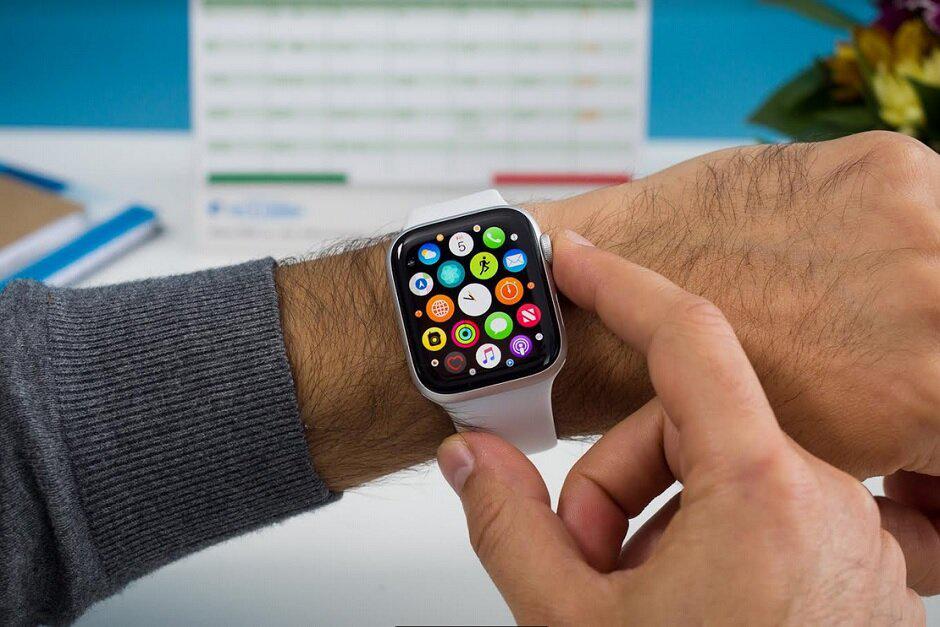 پاداش اپل به خریداران Apple watch