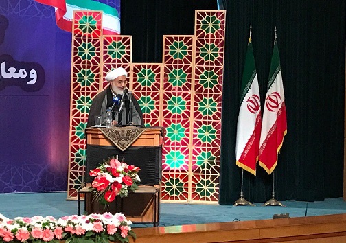 حمایت از کارگران و کشاورزان از اولویت&zwnj;های استاندار جدید باشد