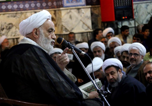 مراقب هجمه های دشمن علیه جوانان باشیم/جلسات سخنرانی طولانی نشود