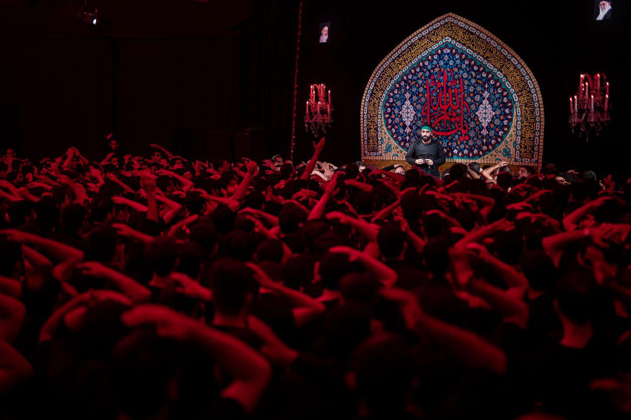 گلچین مداحی شب پنجم محرم ۹۸ با نوای مداحان اهل بیت (ع)+دانلود