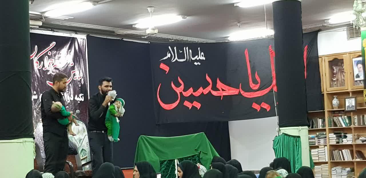 همایش شیرخوارگان حسینی در &laquo;گزِ بُرخوار&raquo;/ برپایی دسته زنجیرزنی و عزاداری در دامغان + فیلم و تصاویر