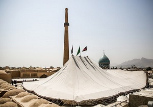 خیمه‌ای برافراشته با اشک؛ اینجا همه حسینی‌اند + فیلم