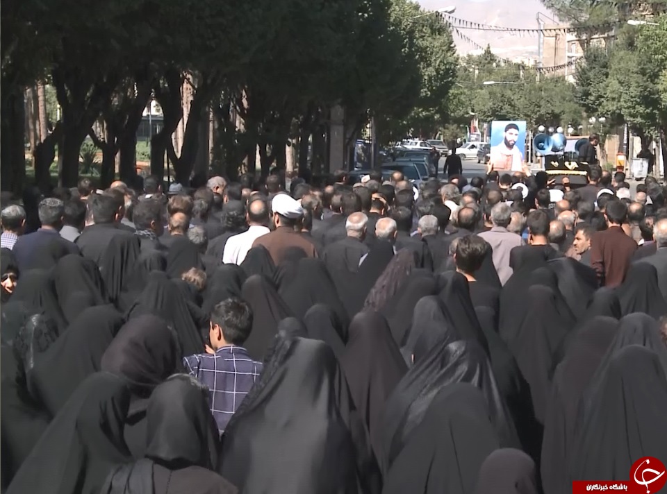 تشییع پیکر مادر سردارشهید جلالی