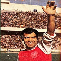 کاشانی: پرسپولیس آنقدر قوی نبود که به استقلال ۶ گل بزند
