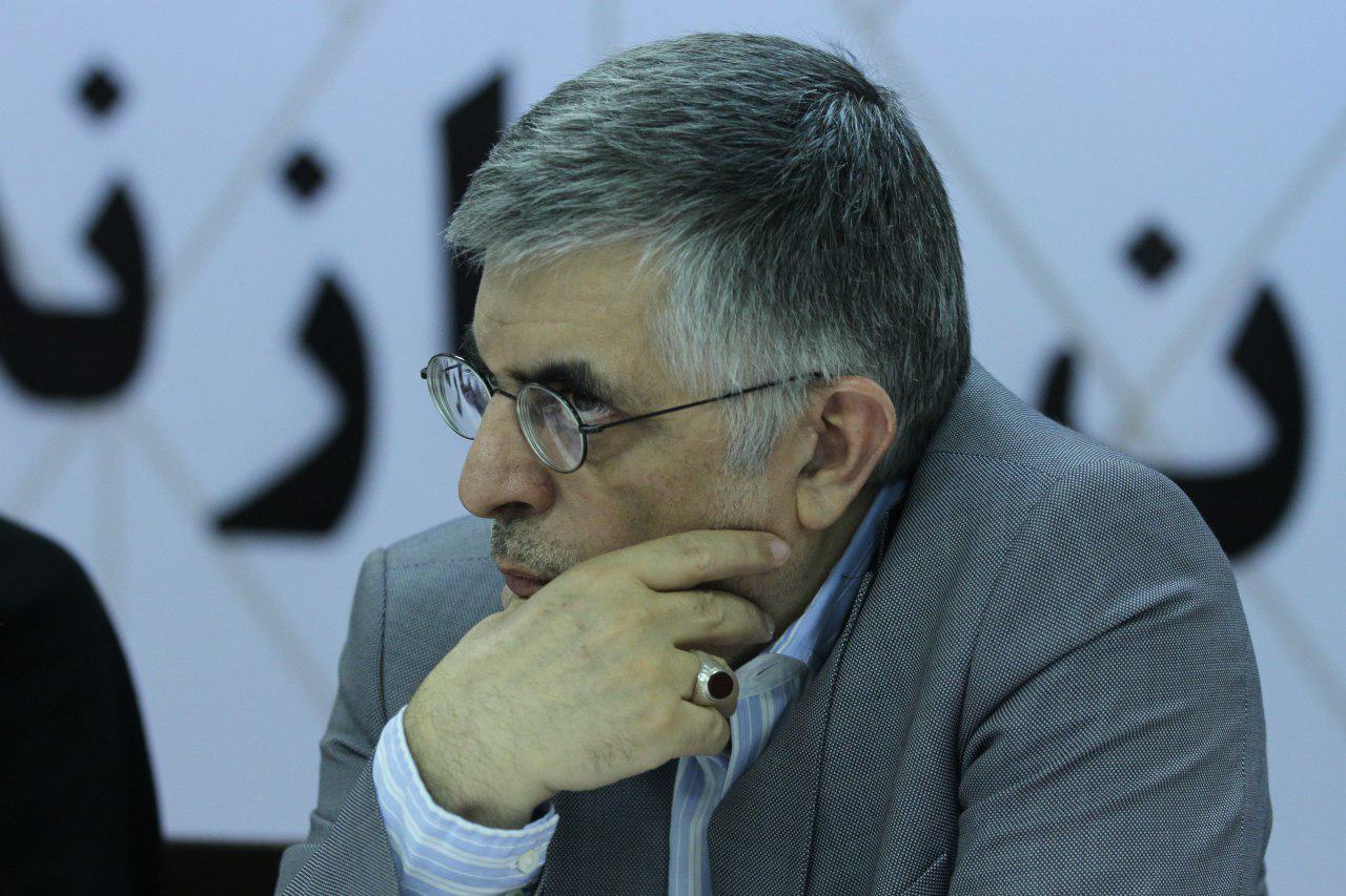 احزاب اصلاح طلب به دنبال ائتلافی جدا از شورای عالی سیاستگذاری اصلاح طلبان/آیا منتقدان عارف شورای عالی را دور می&zwnj;زنند