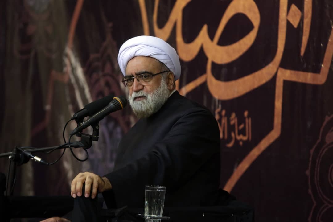 فعلا هیچ پروژه جدیدی در حرم مطهر امام رضا (ع) آغاز نشود/ برای وصول مطالبات آستان قدس رضوی برنامه ریزی شود