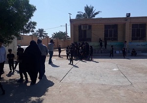 بازدید مسئولان از روند ساخت و ساز و تعمیر مدارس سیل زده اهواز