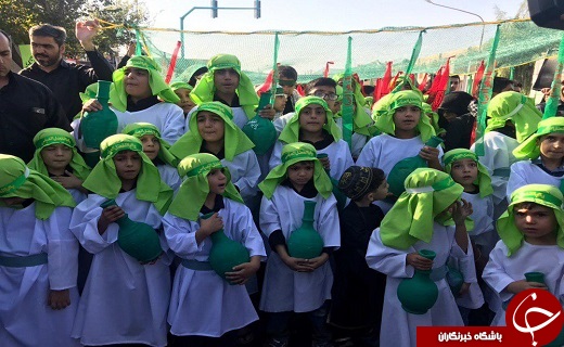 اجتماع بزرگ عاشورائیان در حسینیه ایران+ تصاویر