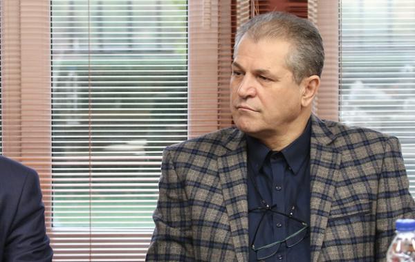منزوی: ۸۹ آیتم دریافت مجوز حرفهای توسط باشگاه استقلال حل شده است/ خیلیها دوست دارند استقلال و پرسپولیس را زودتر از آسیا حذف کنند منزوی: ۸۹ آیتم دریافت مجوز حرفهای توسط باشگاه استقلال حل شده است/ خیلیها دوست دارند استقلال و پرسپولیس را زودتر از آسیا حذف کنند