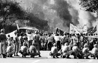 ماجرای نامه رهبر انقلاب به یکی از افراد قم در شهریور ۵۷