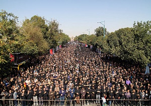 اجتماع عزاداران قزوینی در روز سقا