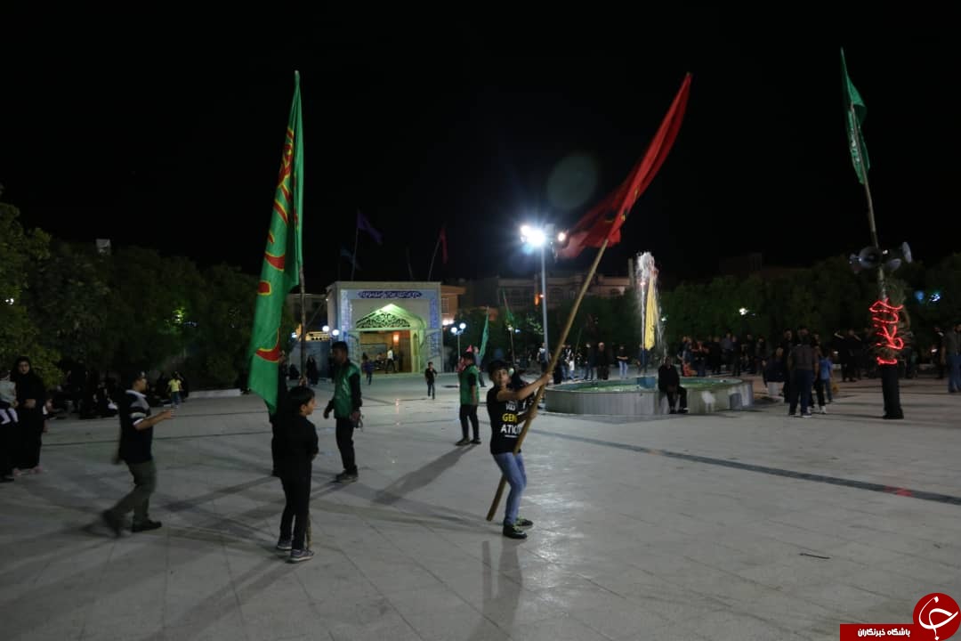 عزاداری شب تاسوعای حسینی در فارس/سلام بر علمدار کربلا+عکس