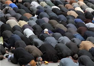 اقامه نماز ظهر عاشورا فردا در گلستان