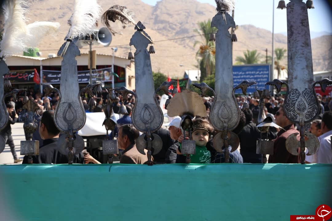 ندای یا ابوالفضل در فارس طنین انداز شد/فارس در عزای علمدار کربلا به سوگ نشست + تصاویر ندای یا ابوالفضل در فارس طنین انداز شد/فارس در عزای علمدار کربلا به سوگ نشست + تصاویر