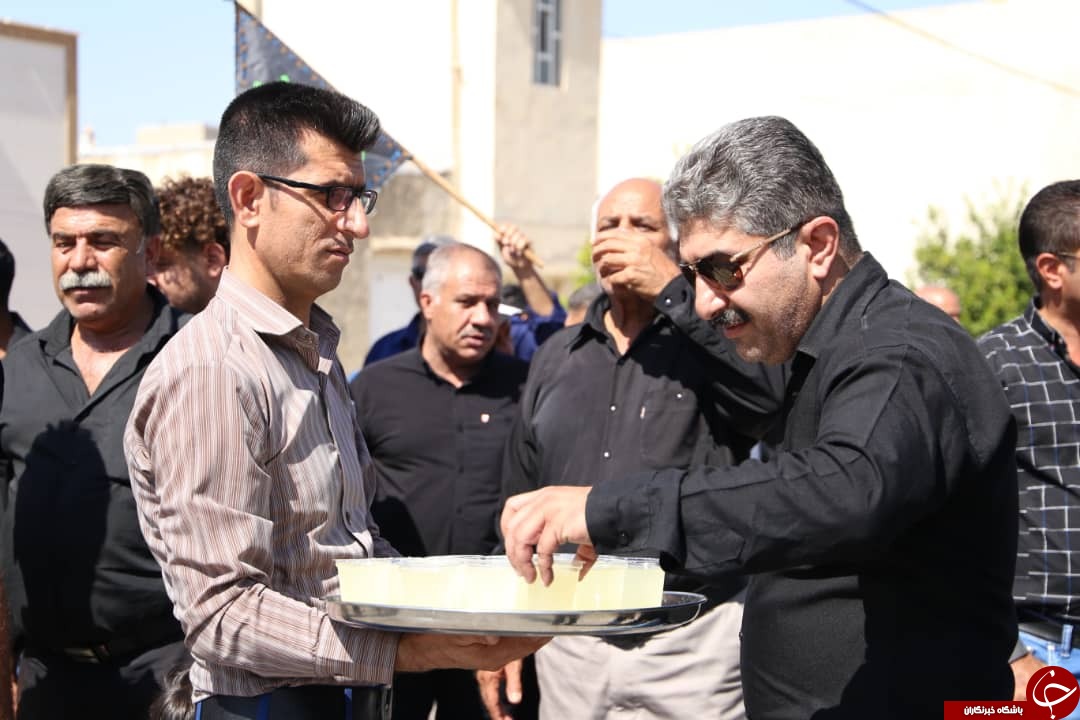 ندای یا ابوالفضل در فارس طنین انداز شد/فارس در عزای علمدار کربلا به سوگ نشست + تصاویر ندای یا ابوالفضل در فارس طنین انداز شد/فارس در عزای علمدار کربلا به سوگ نشست + تصاویر