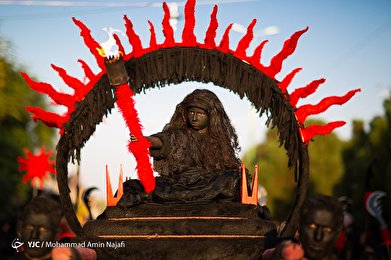 هیئتِ ما/ ورود کاروان نمادین امام حسین(ع) به کربلا