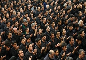 اقامه نماز ظهر عاشورا در بیرجند