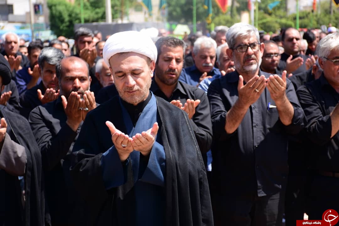 اقامه نماز ظهر تاسوعا در بقاع متبرکه فارس + تصاویر اقامه نماز ظهر تاسوعا در بقاع متبرکه فارس + تصاویر