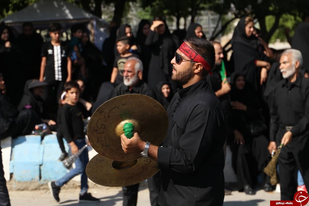 ندای یا حسین (ع) در فارس طنین انداز شد/فارس در عزای سید و سالار شهیدان به سوگ نشست + تصاویر