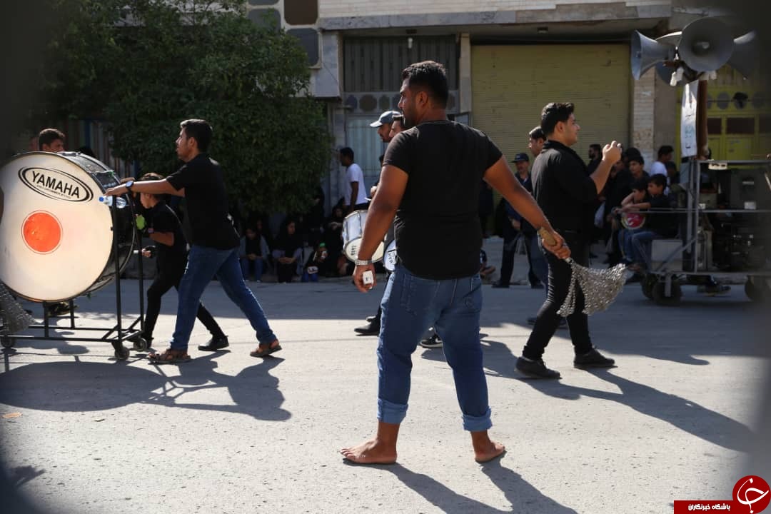 ندای یا حسین (ع) در فارس طنین انداز شد/فارس در عزای سید و سالار شهیدان به سوگ نشست + تصاویر