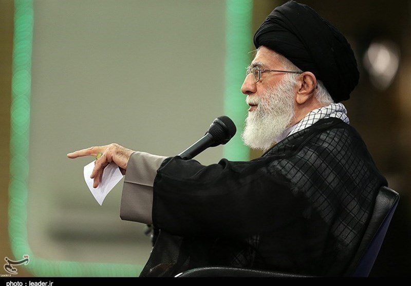 علل و انگیزه قیام امام حسین (ع) از زبان رهبر فرزانه انقلاب علل و انگیزه قیام امام حسین (ع) از زبان رهبر فرزانه انقلاب