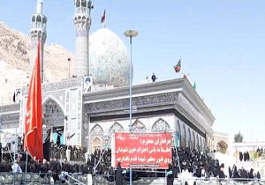 حال و هوای آستان مقدس حضرت شاهرضا (ع) در روز شهادت سیدالشهدا (ع) + فیلم