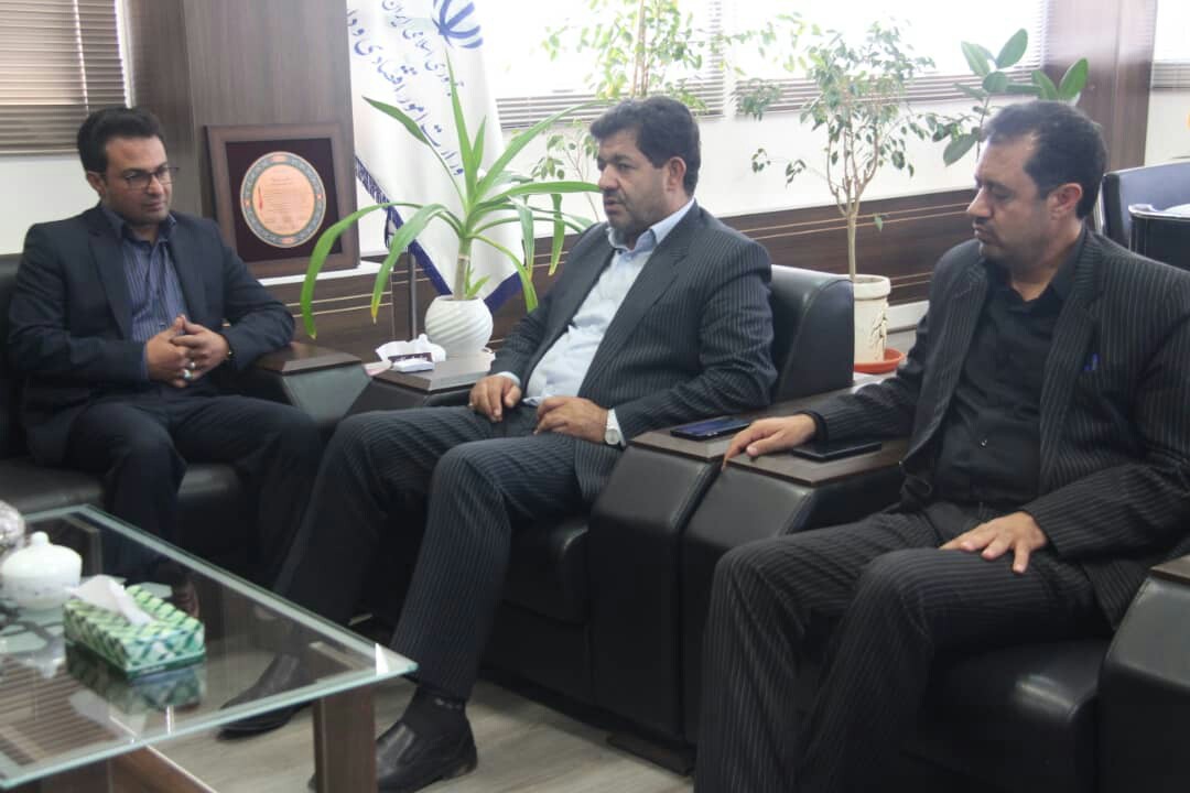 ذیحسابان باید با تمام وجود خدمت کنند