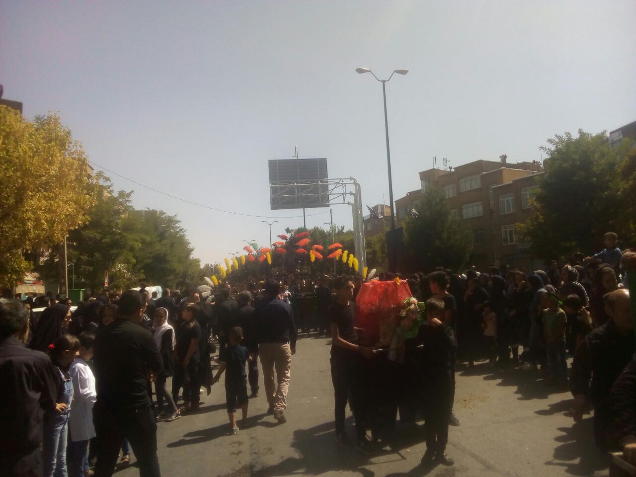 جلوههای ارادت به سالار شهیدان در قاب دوربین باشگاه خبرنگاران همدان جلوههای ارادت به سالار شهیدان در قاب دوربین باشگاه خبرنگاران همدان