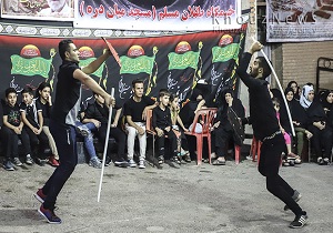 آئین چوب زنی، تداعی کننده جنگ امام حسین(ع)در روز عاشورا با لشکر یزید