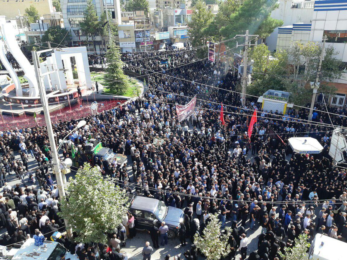 تجلی شور عزاداران شهر ایلام در روز عاشورا حسینی