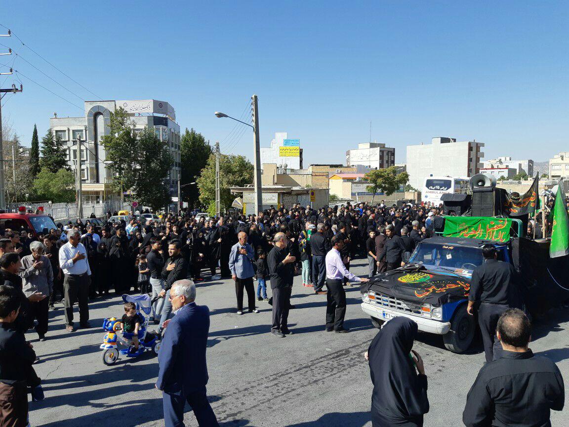 تجلی شور عزاداران شهر ایلام در روز عاشورا حسینی