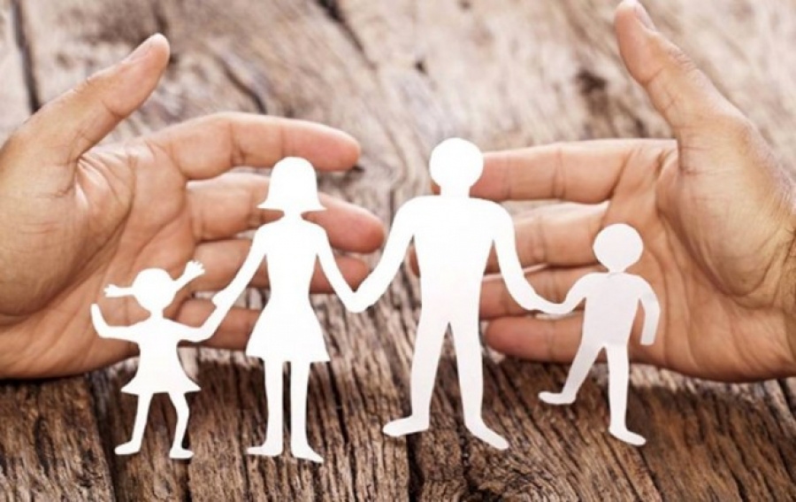 اولویت حضانت فرزند با کسی است؟