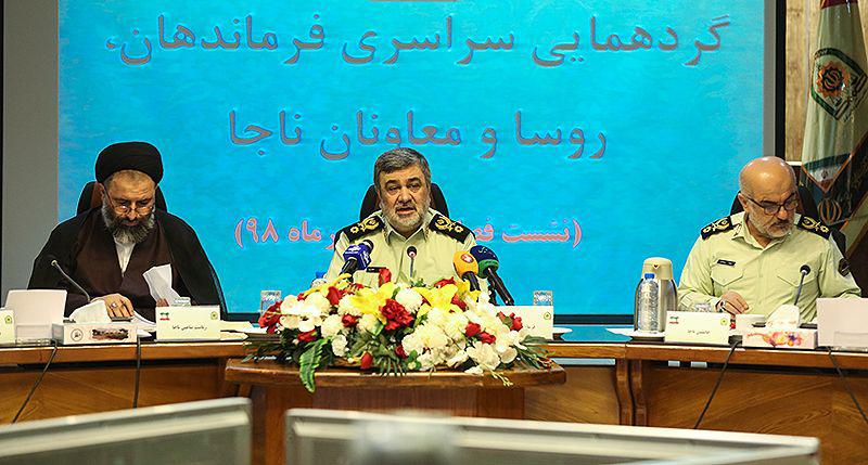 باندهای اصلی و مافیای اقتصاد و فرهنگ باید شناسایی شوند/ برخورد جدی پلیس با بی&zwnj;حجابی