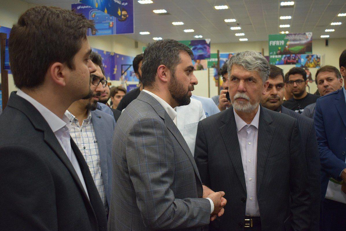 وزیر فرهنگ و ارشاد اسلامی از جام قهرمانان بازی&zwnj;های ویدیویی ایران بازدید کرد