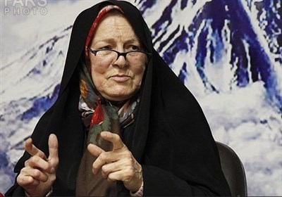 دختر آیت&zwnj;الله طالقانی: اصلاح&zwnj;طلبان از نام پدرم سوءاستفاده کردند/ دیدگاه مرحوم طالقانی درباره حجاب و زنان