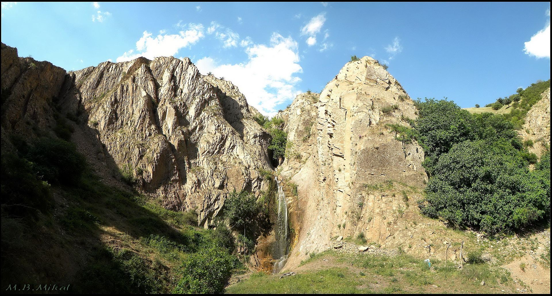 مرور تاریخ بشر در یک شهرستان مرور تاریخ بشر در یک شهرستان