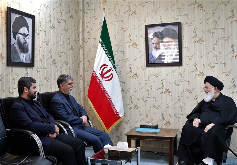 دیدار وزیر فرهنگ و ارشاد اسلامی با آیت الله علم الهدی در مشهد