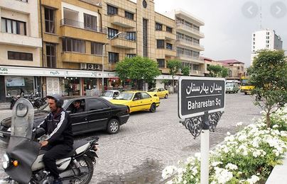 کاظمی///انتقاد معاون فنی و عمران شهردار از سنگ فرش میدان بهارستان و 30 تیر