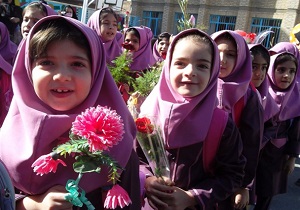 آیین بازگشایی مدارس، باشکوه برگزار شود