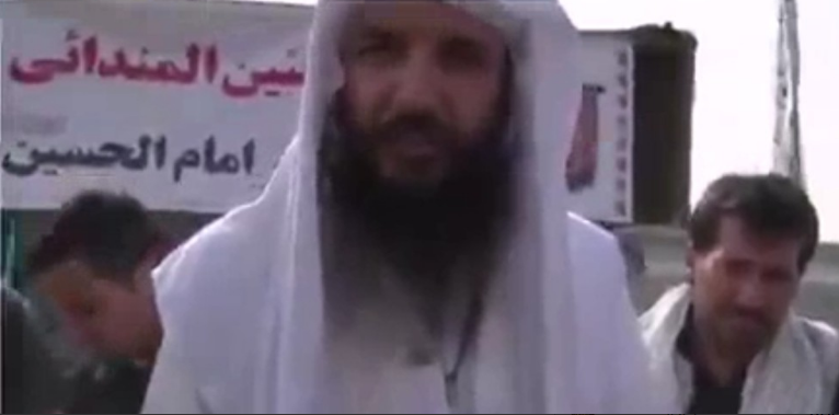 پخش نذری برای سیدالشهدا به دست شیخ غیر مسلمان مندائی/ به خاطر تفکر امام حسین (ع) آمده&zwnj;ام+ فیلم