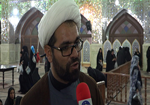 طنین لبیک یا زینب (س) در حرم مطهر سید علاءالدین حسین (ع) + تصاویر