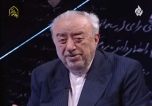 خاطره مرحوم عسگر اولادی از دیدار با امام خمینی (ره) در پاریس + فیلم