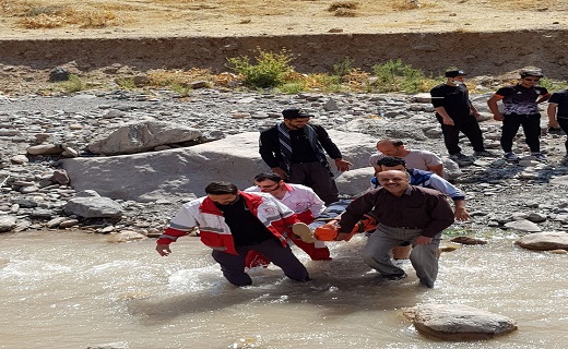 سقوط مرد جوان از کوه در الموت شرقی