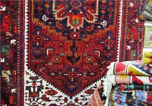 ۵ نقشه اصیل فرش لری در لرستان تهیه شد