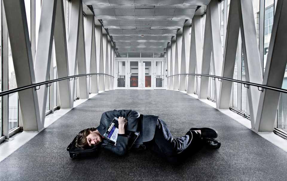 چرا دائم احساس خستگی می‌کنید؟
