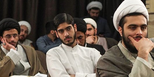 حوزه&zwnj;های علمیه از حرکت و قیام خود باز نمی&zwnj;ایست